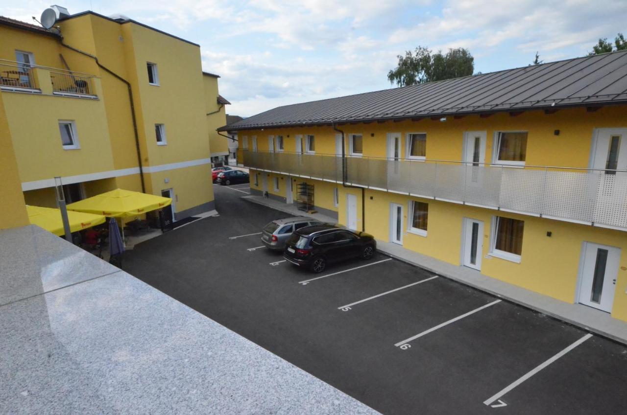 Wartmannstetterhof Hotel Wartmannstetten Exterior photo